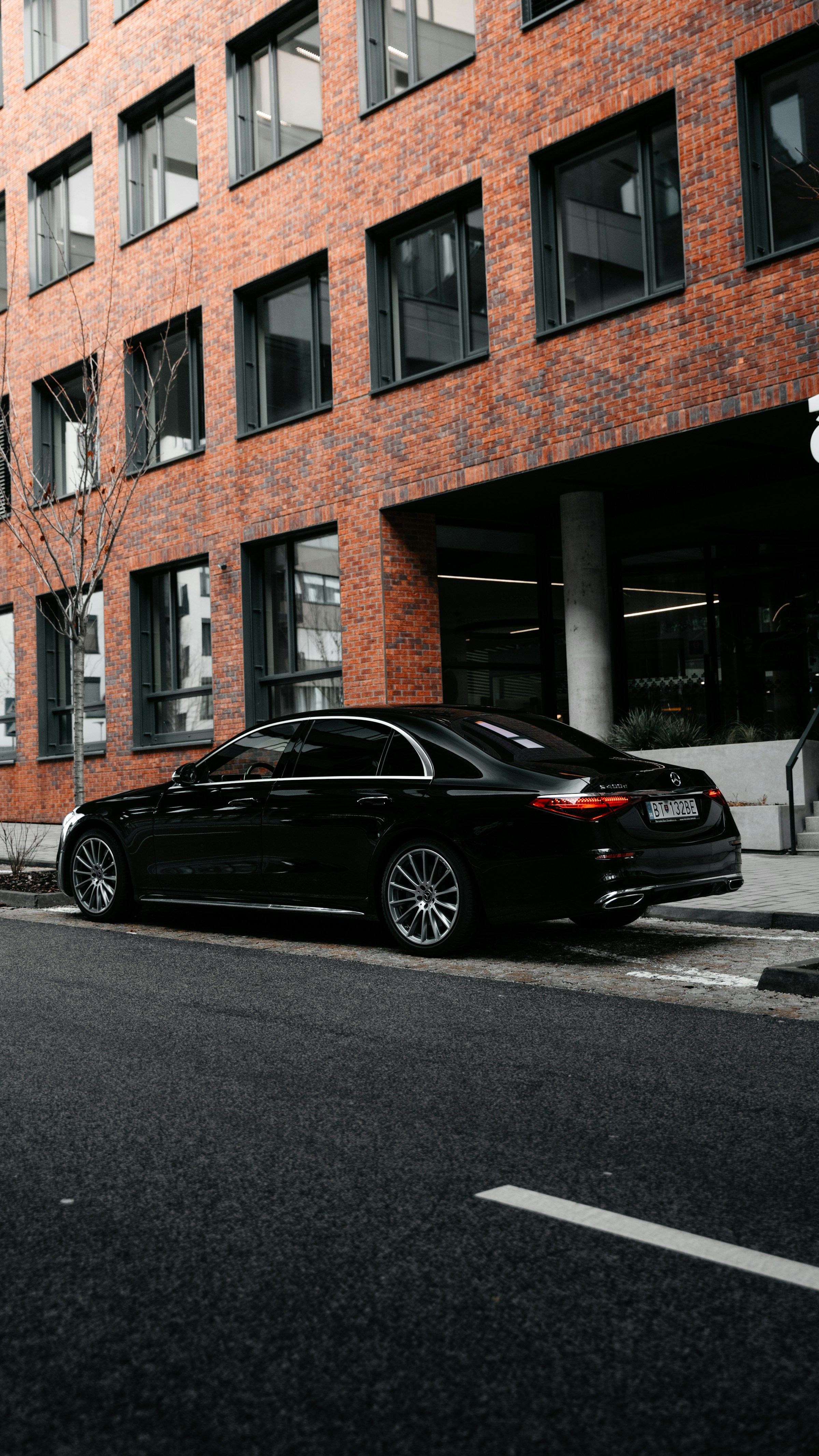 Black luxury sedan for executive chauffeur service